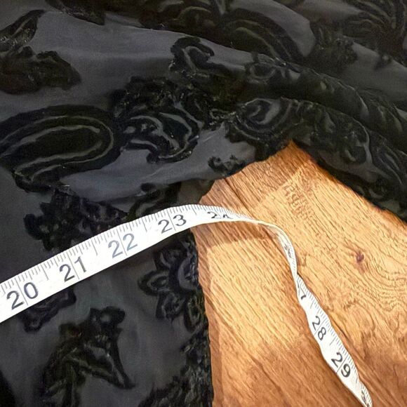 Forever 21 black velvet burnout bodysuit size 2x - Picture 8 of 9